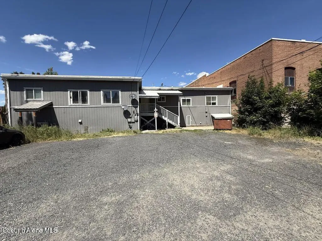 915 Main Avenue St. Maries ID 83861