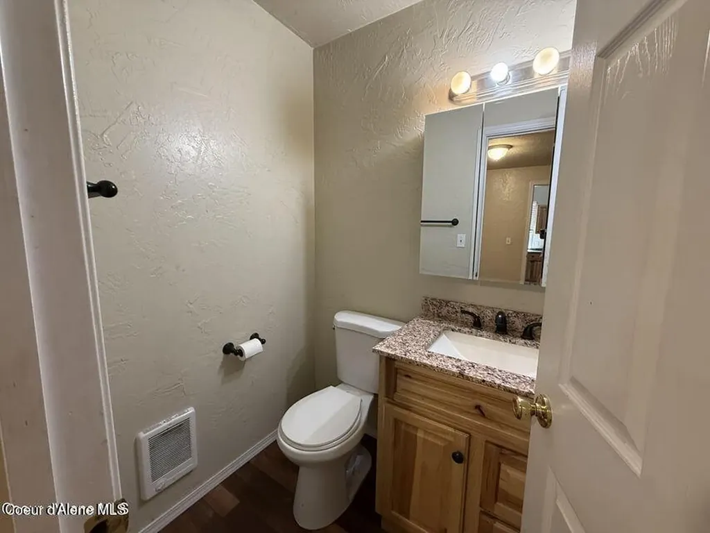 915 Main Avenue St. Maries ID 83861