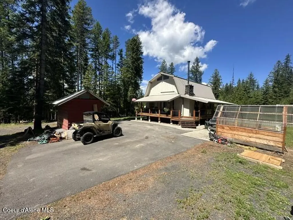77091 S Highway 3 St. Maries ID 83861