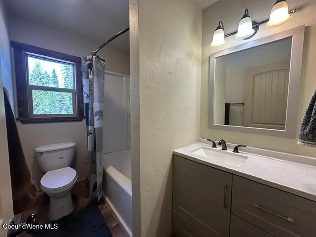 77091 S Highway 3 St. Maries ID 83861