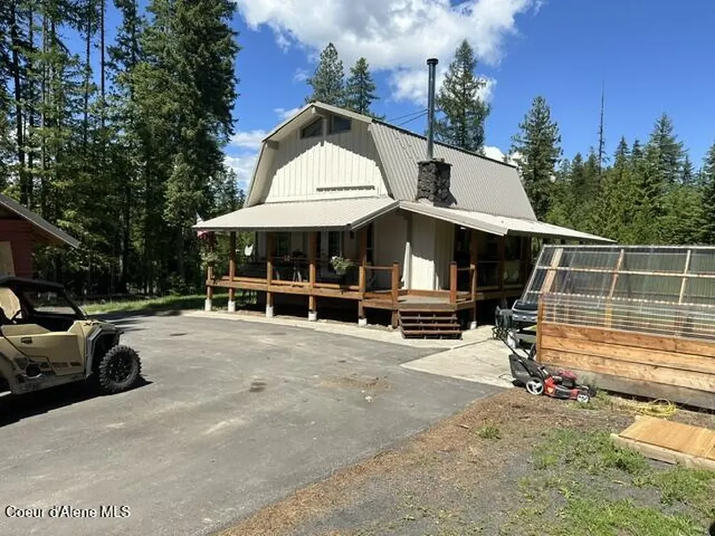 77091 S Highway 3 St. Maries ID 83861