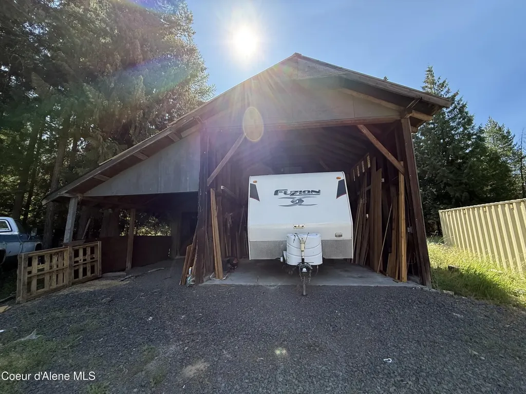 77091 S Highway 3 St. Maries ID 83861
