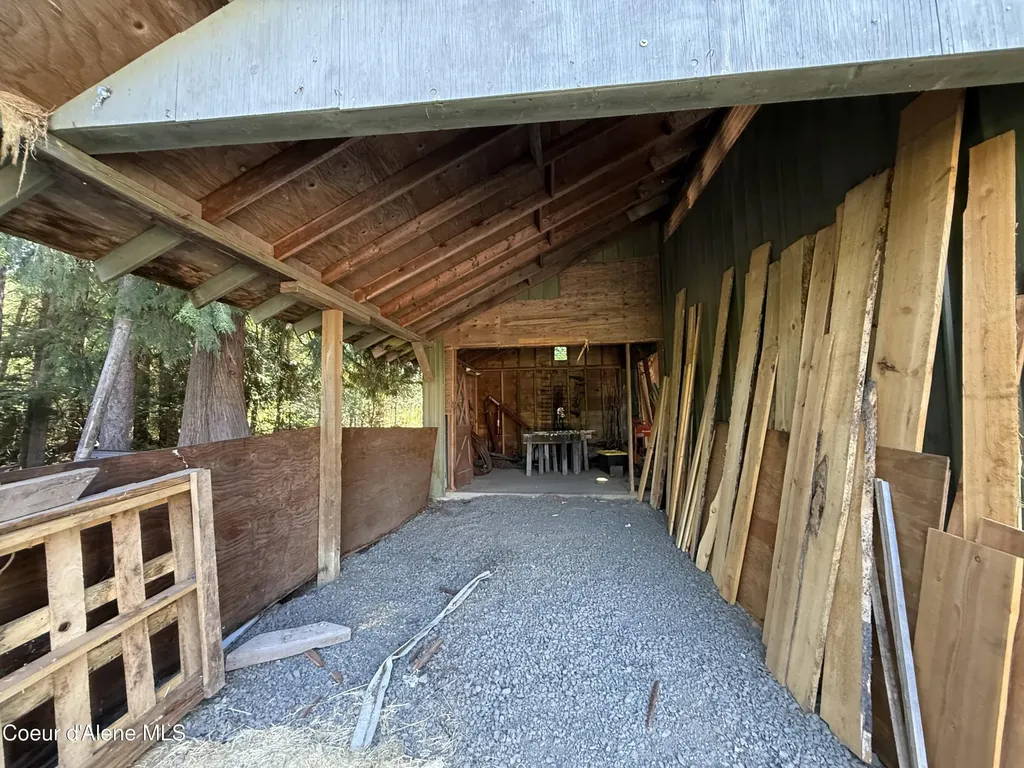 77091 S Highway 3 St. Maries ID 83861