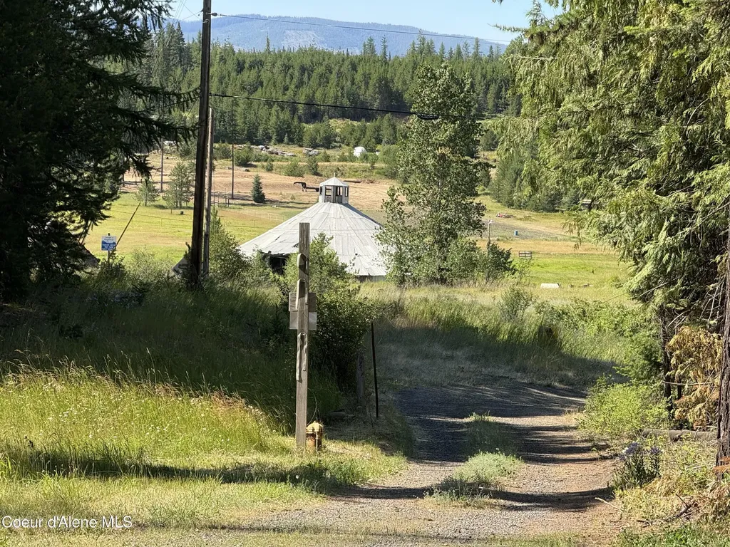 77091 S Highway 3 St. Maries ID 83861