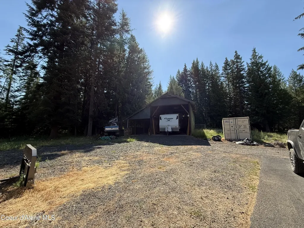 77091 S Highway 3 St. Maries ID 83861