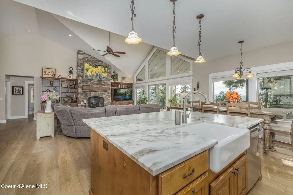 16749 W Cade Road Hauser ID 83854