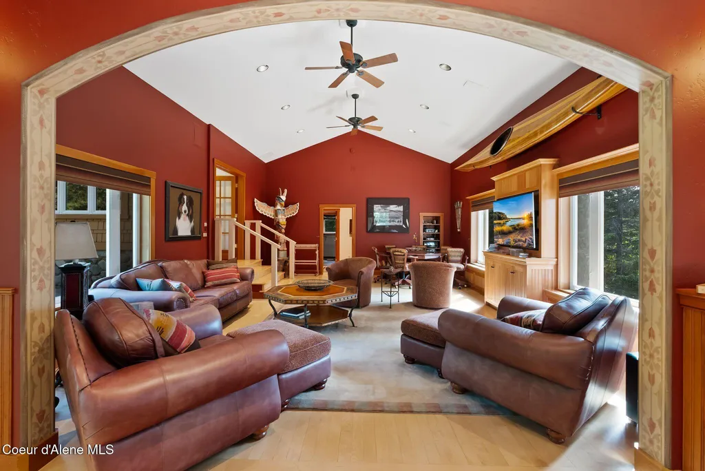 2672 Merril Martin Road Sagle ID 83860