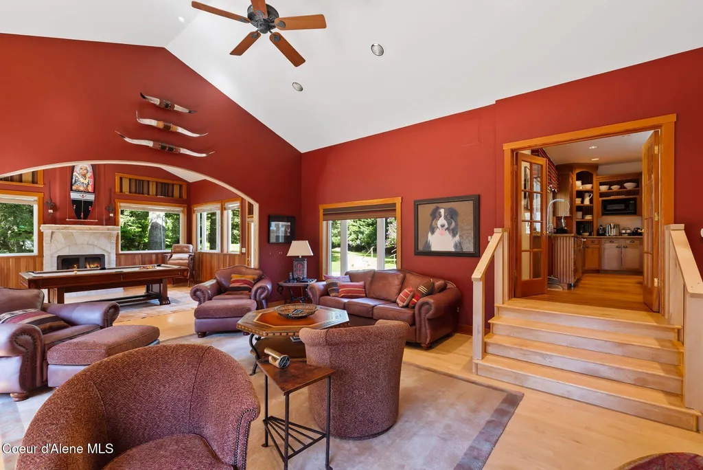 2672 Merril Martin Road Sagle ID 83860