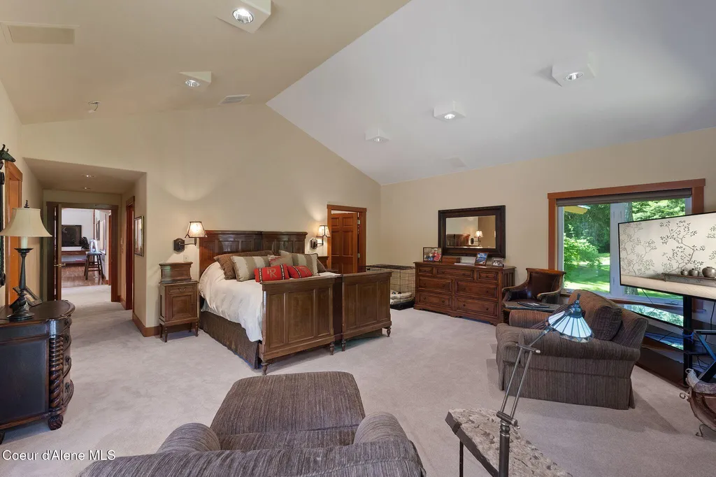 2672 Merril Martin Road Sagle ID 83860