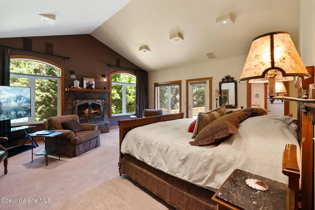 2672 Merril Martin Road Sagle ID 83860