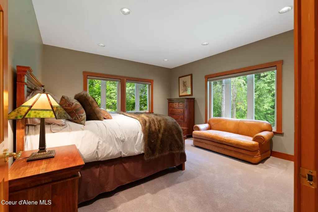2672 Merril Martin Road Sagle ID 83860