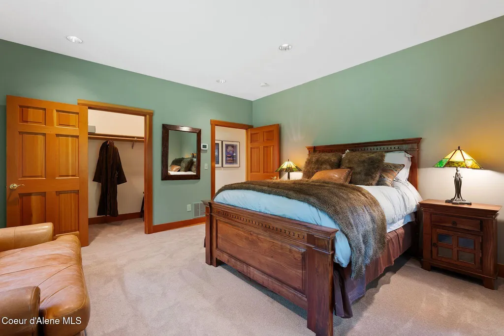 2672 Merril Martin Road Sagle ID 83860