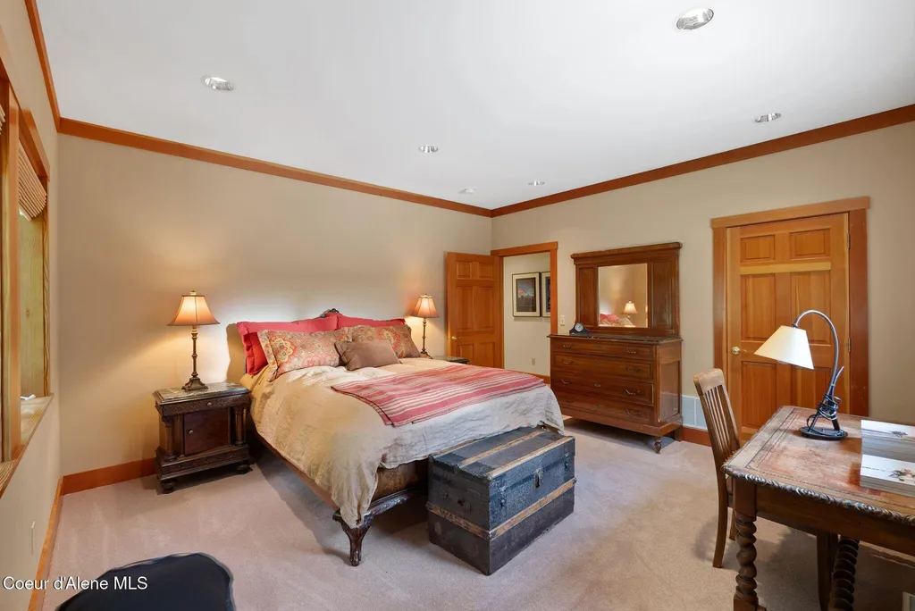 2672 Merril Martin Road Sagle ID 83860