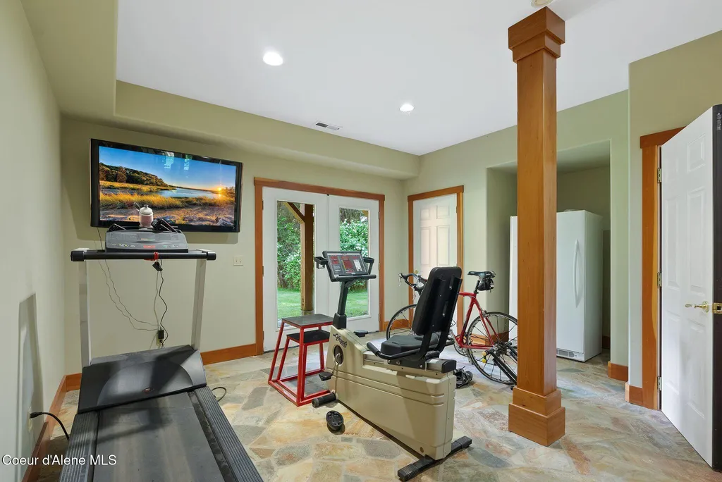 2672 Merril Martin Road Sagle ID 83860