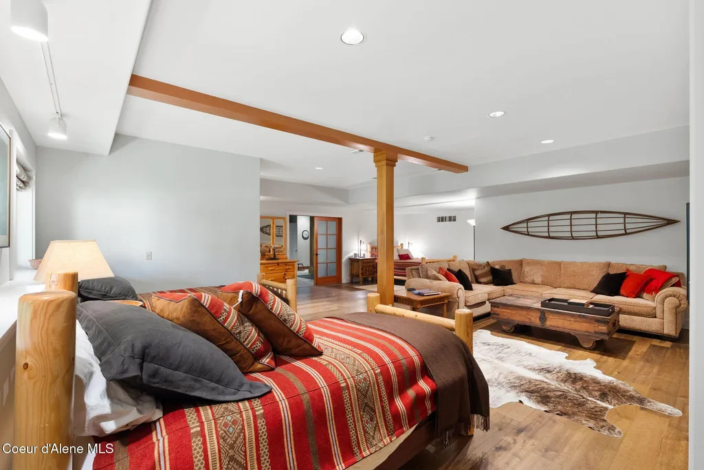 2672 Merril Martin Road Sagle ID 83860