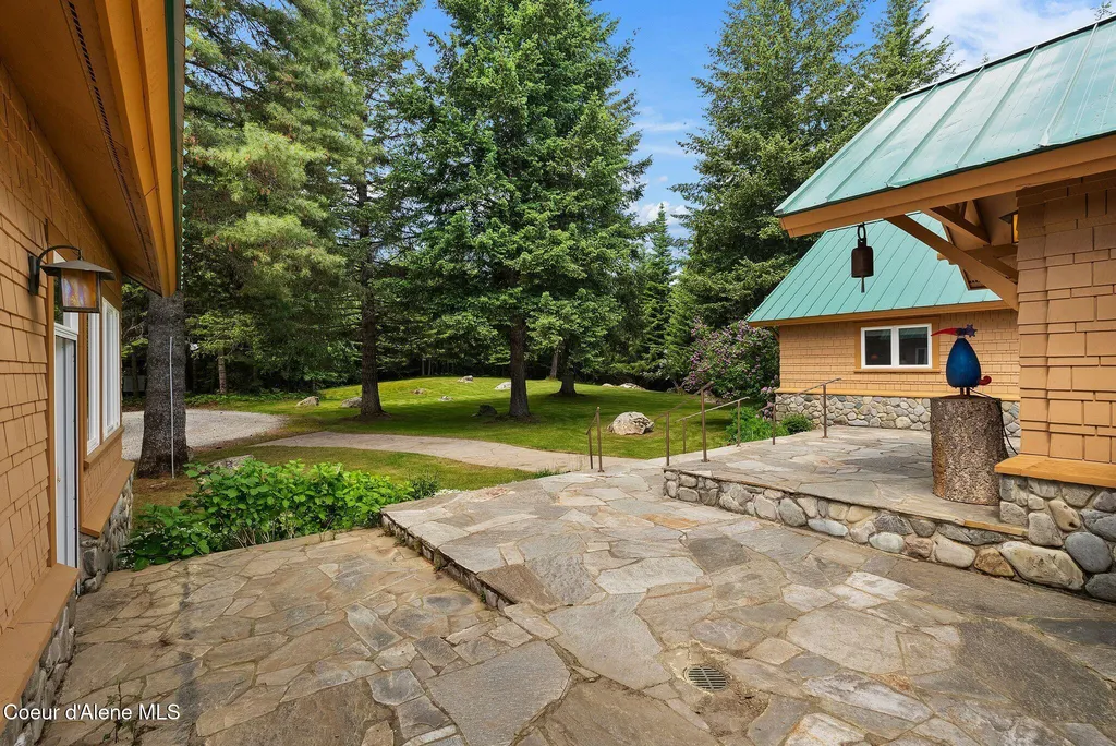 2672 Merril Martin Road Sagle ID 83860