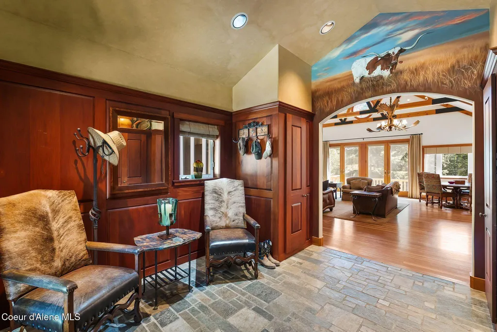 2672 Merril Martin Road Sagle ID 83860