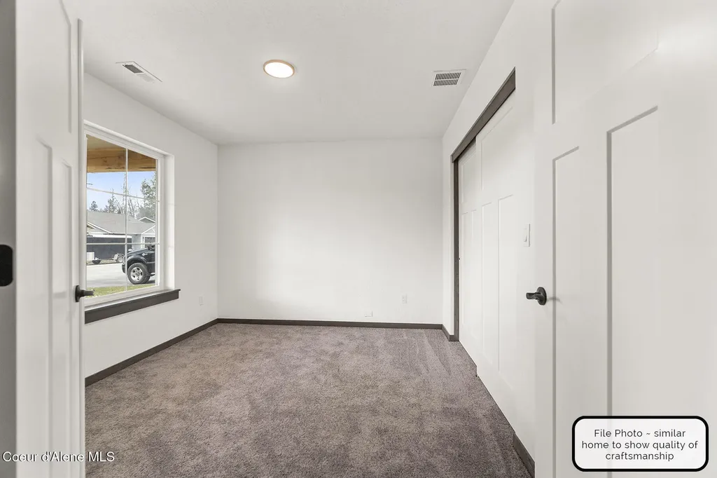 9084 W Swather Avenue Rathdrum ID 83858