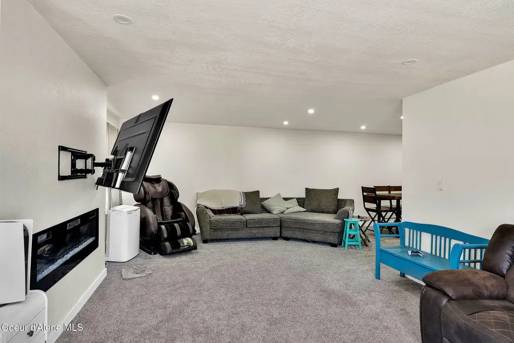 301 W Cameron Avenue Kellogg ID 83837