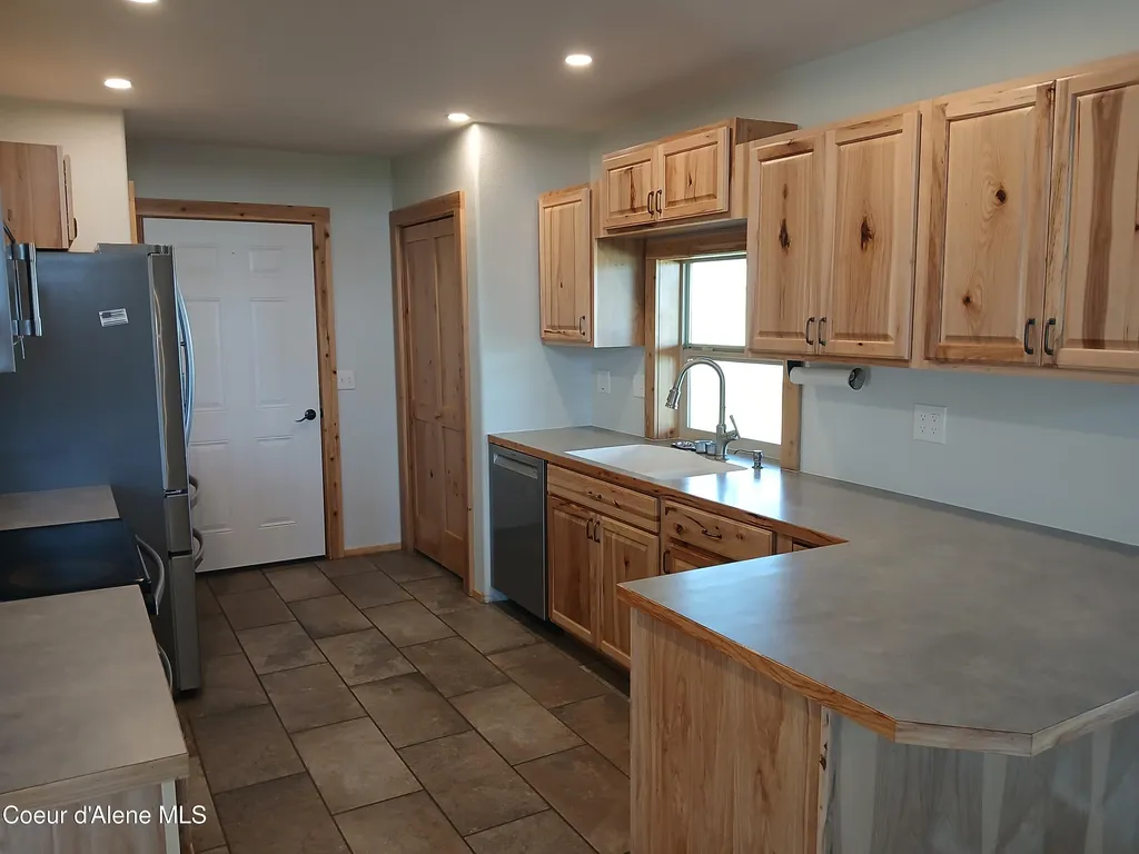 1031 E Rock Creek Road Potlatch ID 83855