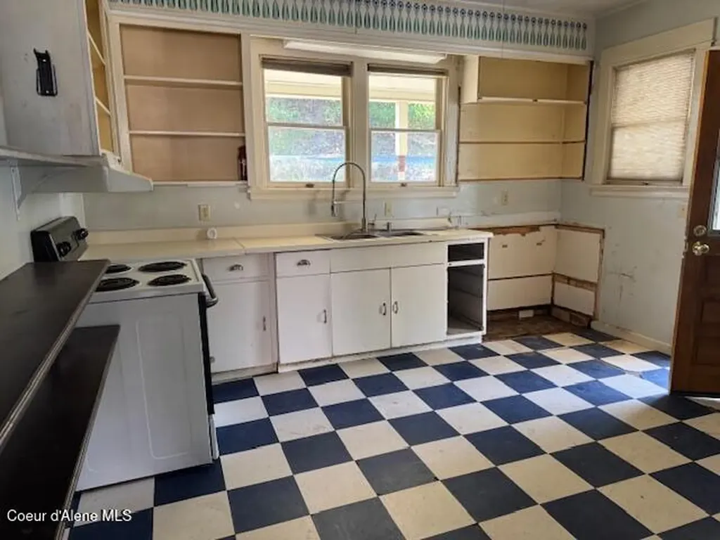 346 S 4th Street St. Maries ID 83861
