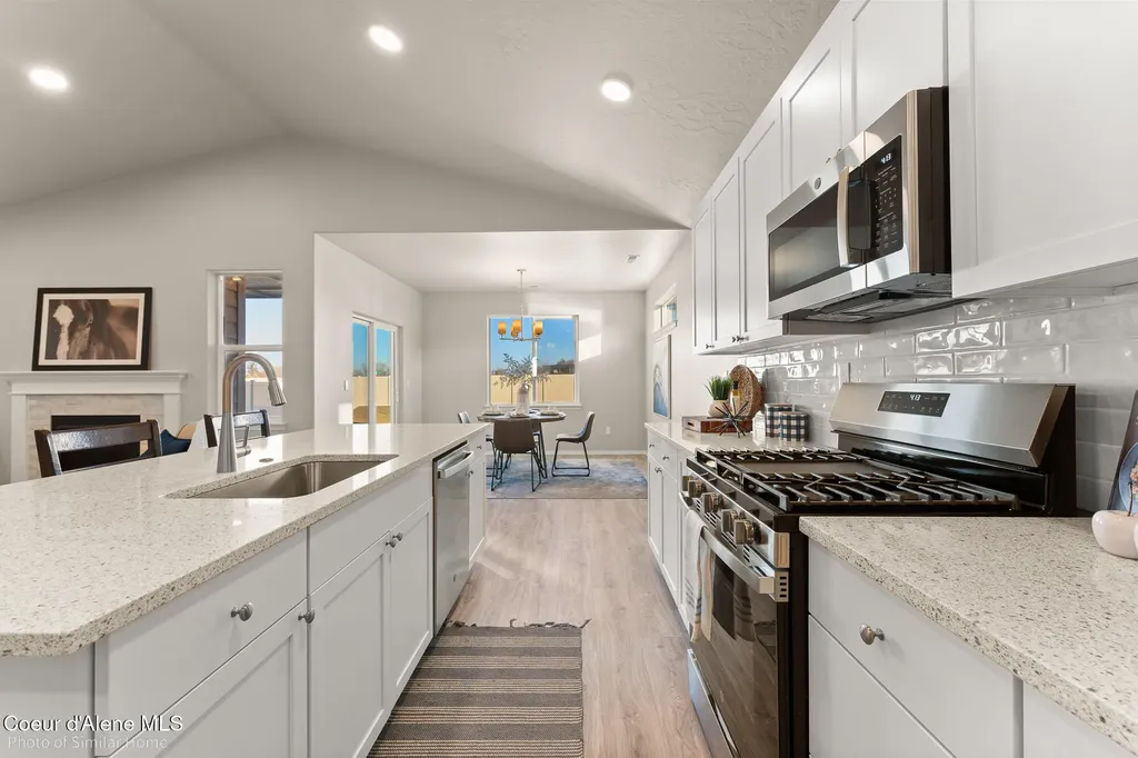 13862 N Apex Way Hayden ID 83835