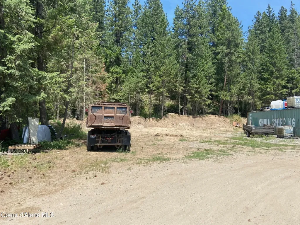 11 Arbor Lane Moyie Springs ID 83845