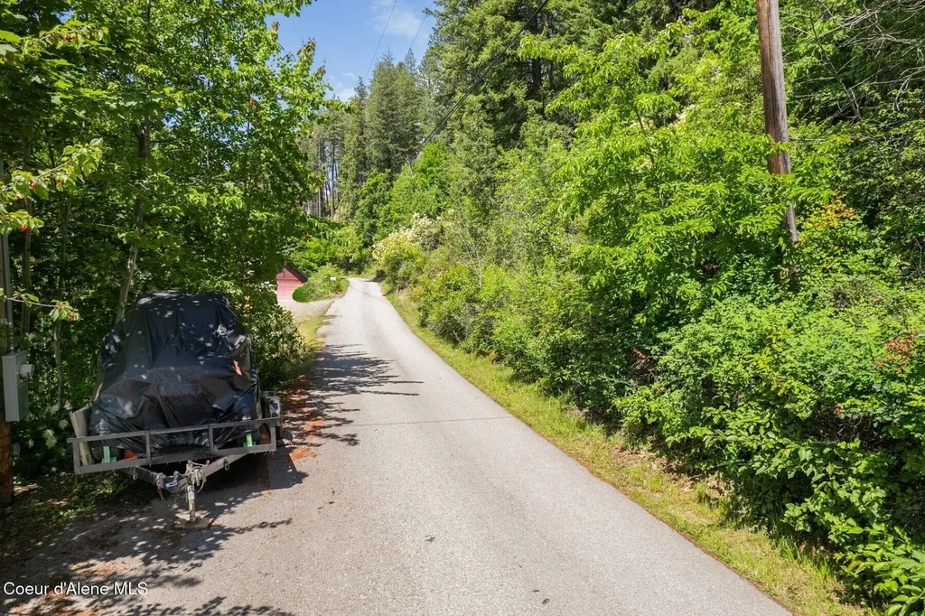 260 Highland Avenue Hope ID 83836