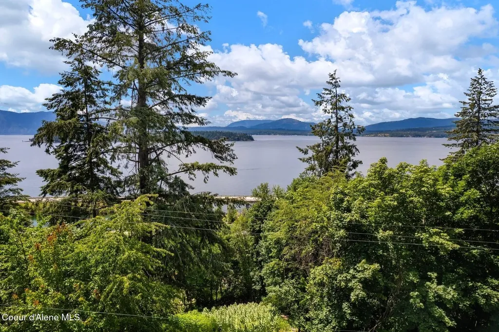 260 Highland Avenue Hope ID 83836
