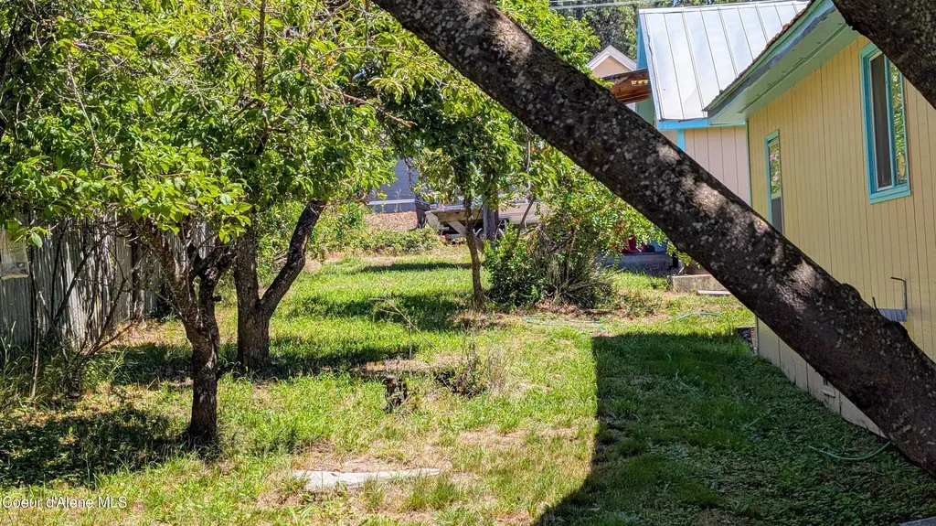 6577 Comanche Street Bonners Ferry ID 83805