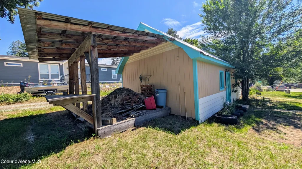 6577 Comanche Street Bonners Ferry ID 83805