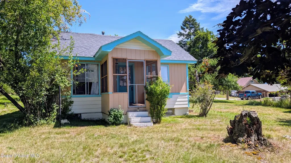 6577 Comanche Street Bonners Ferry ID 83805