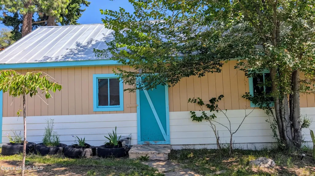 6577 Comanche Street Bonners Ferry ID 83805