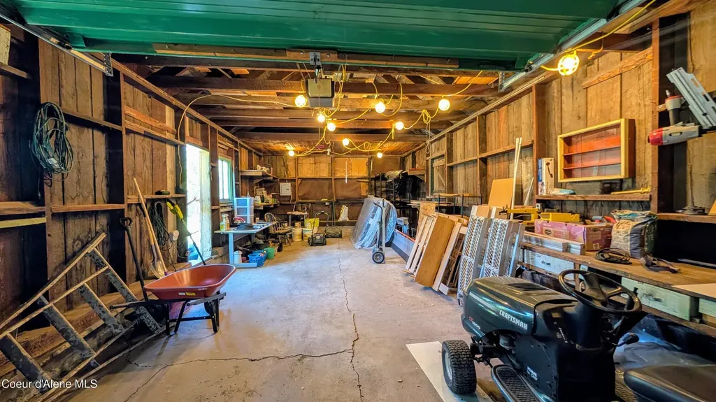 6577 Comanche Street Bonners Ferry ID 83805