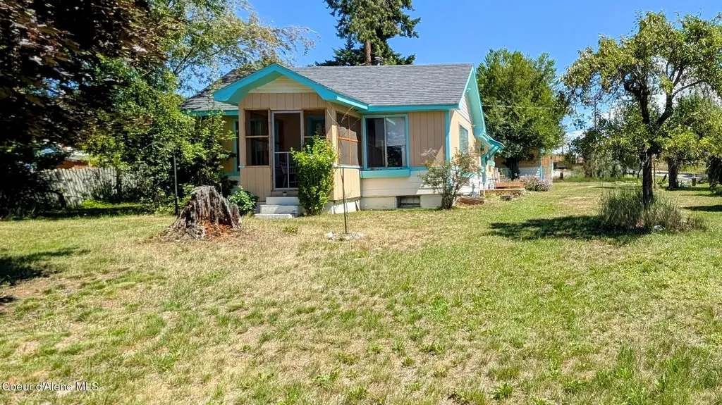 6577 Comanche Street Bonners Ferry ID 83805
