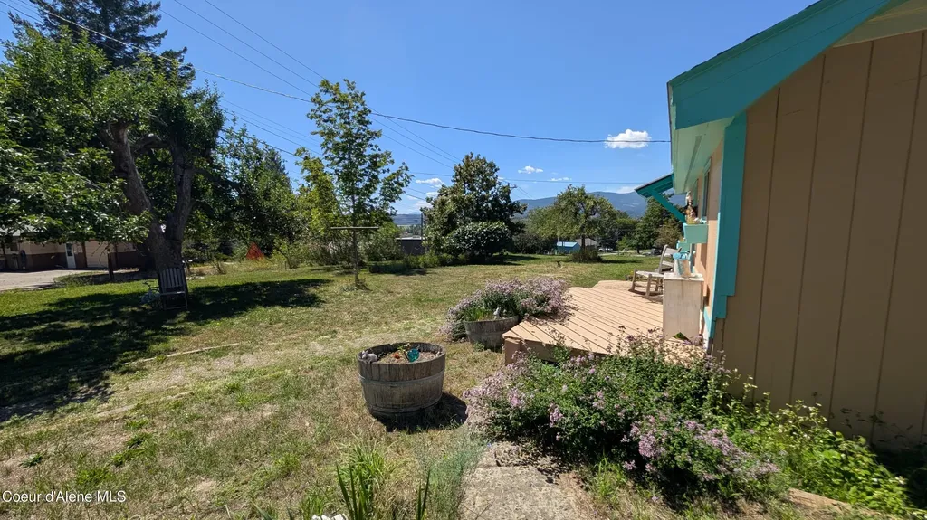 6577 Comanche Street Bonners Ferry ID 83805
