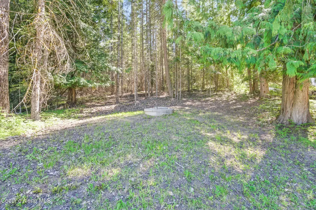 670 Sunset Road Athol ID 83801