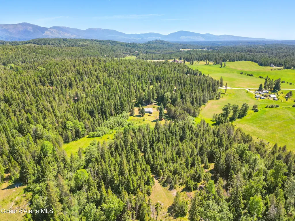 670 Sunset Road Athol ID 83801