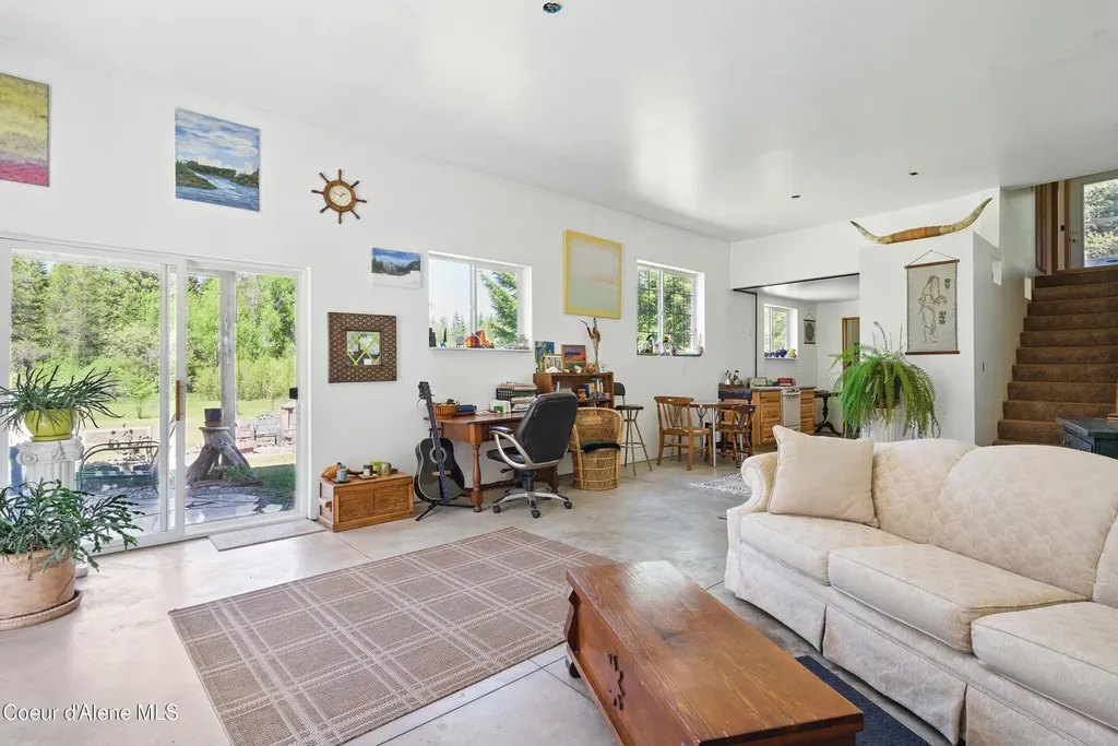 670 Sunset Road Athol ID 83801