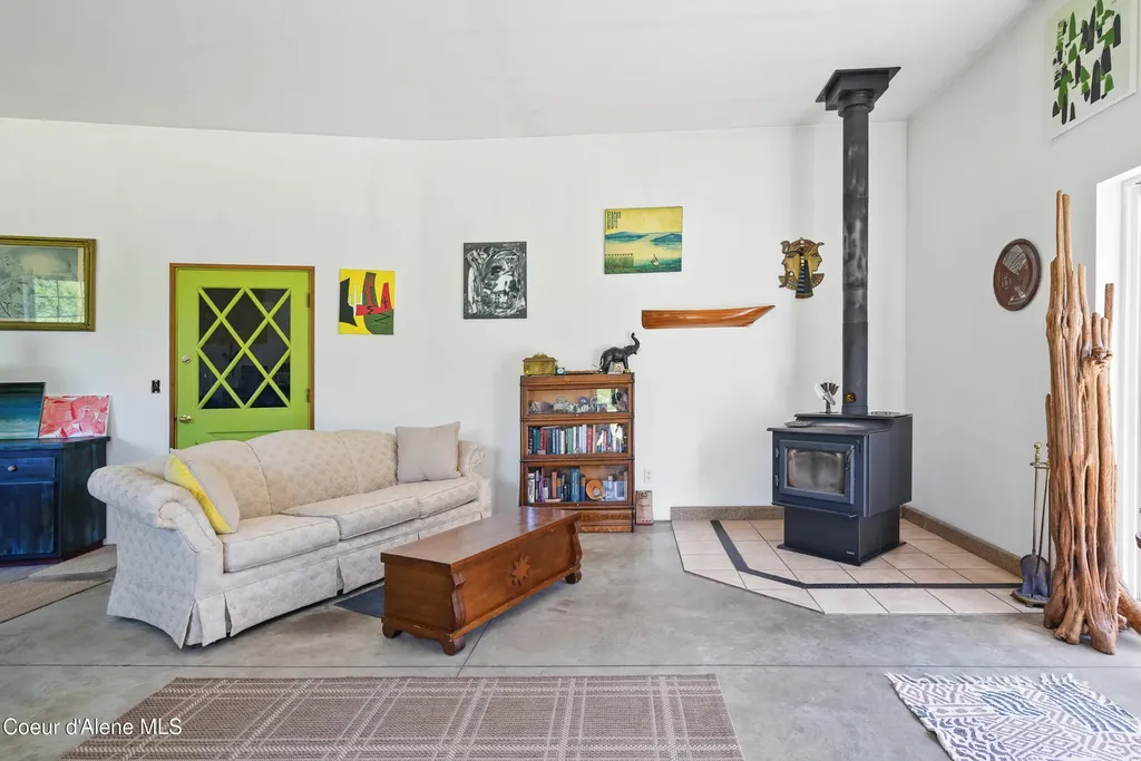 670 Sunset Road Athol ID 83801
