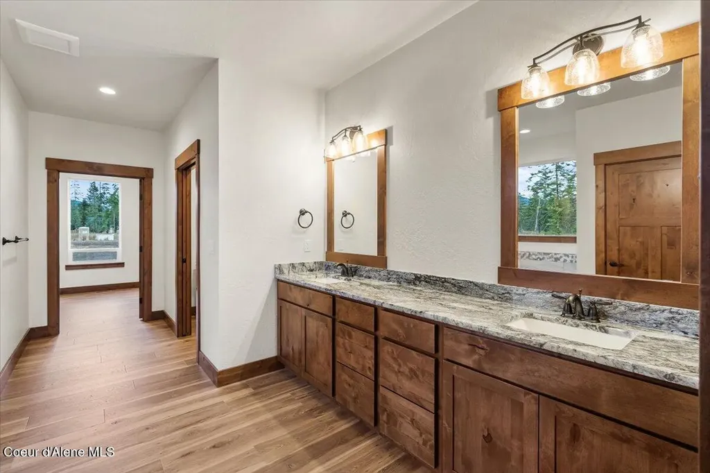 L2B1 N Pauls Lane Athol ID 83801