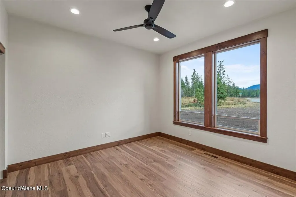 L2B1 N Pauls Lane Athol ID 83801