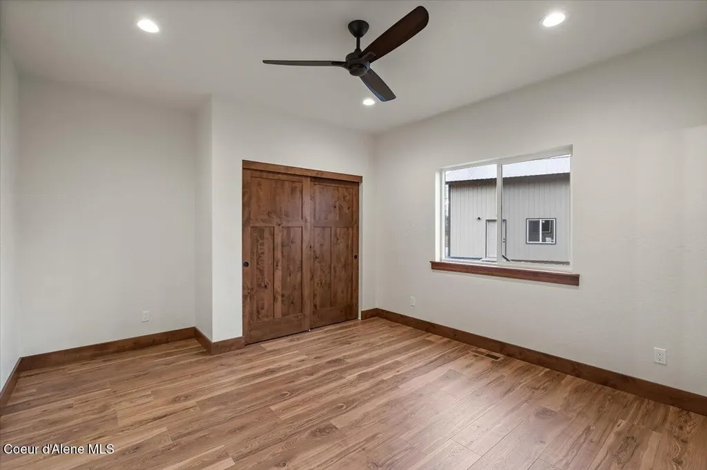 L2B1 N Pauls Lane Athol ID 83801