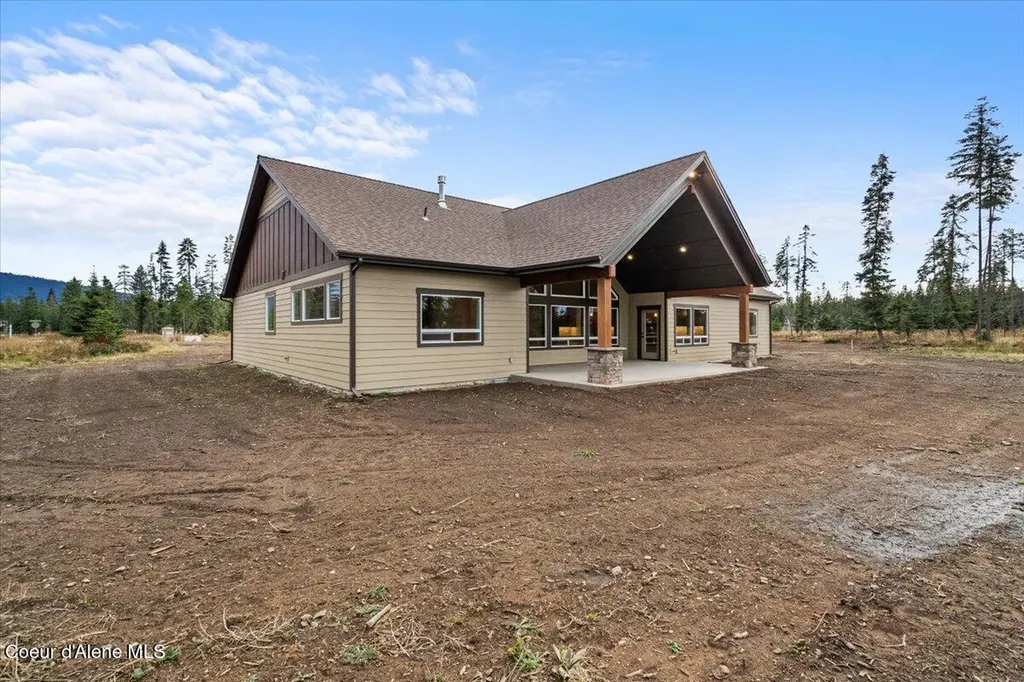 L2B1 N Pauls Lane Athol ID 83801
