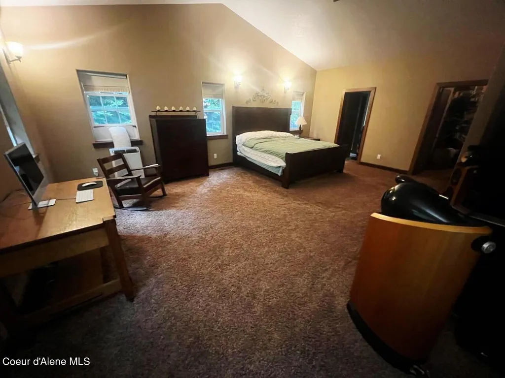 100 Springfield Way Sagle ID 83860