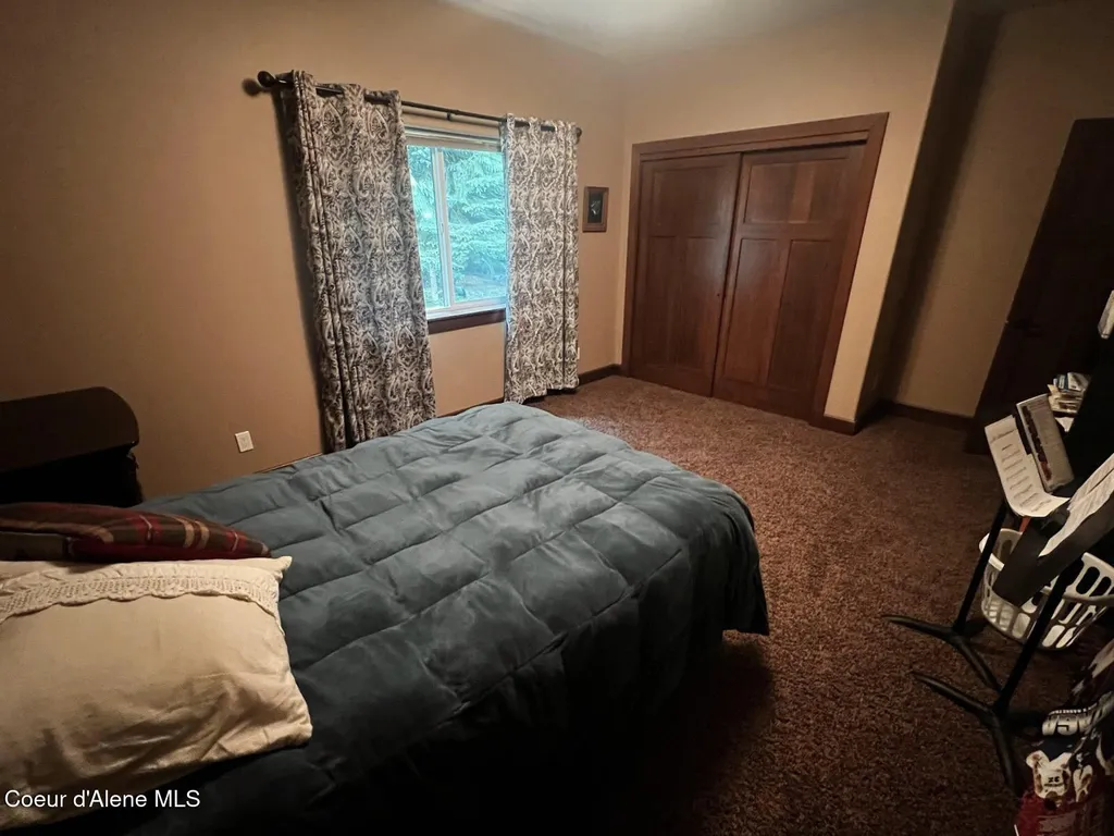 100 Springfield Way Sagle ID 83860