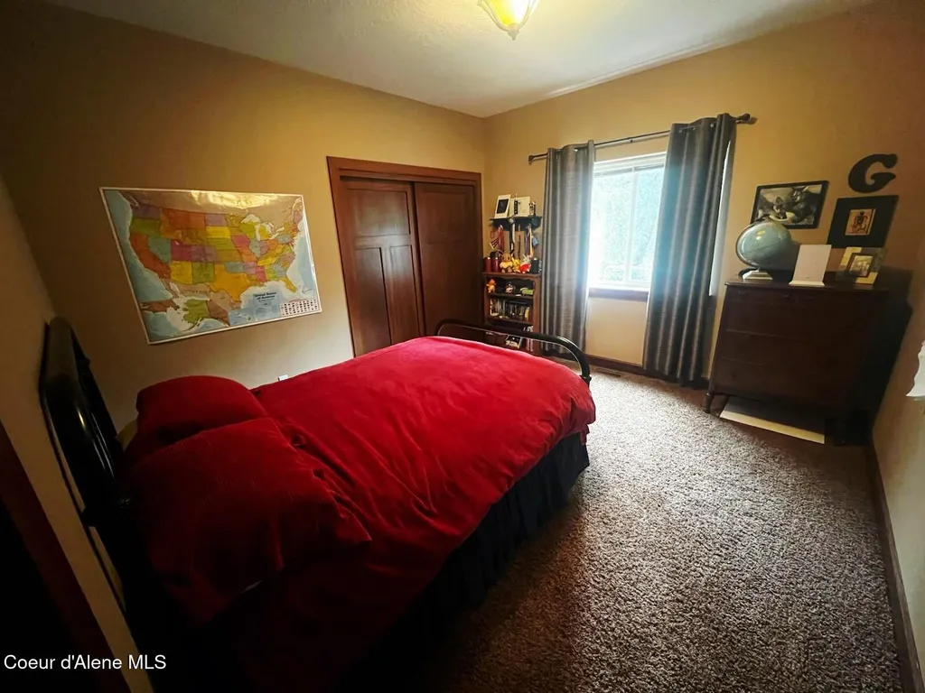 100 Springfield Way Sagle ID 83860