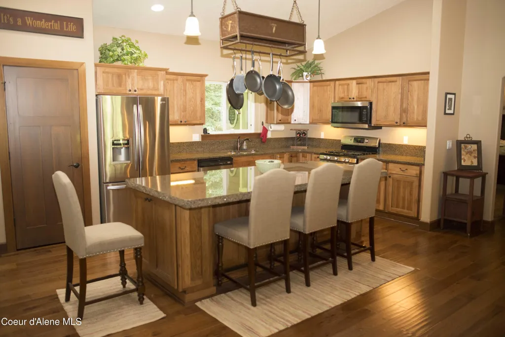100 Springfield Way Sagle ID 83860