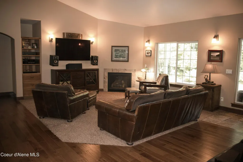 100 Springfield Way Sagle ID 83860