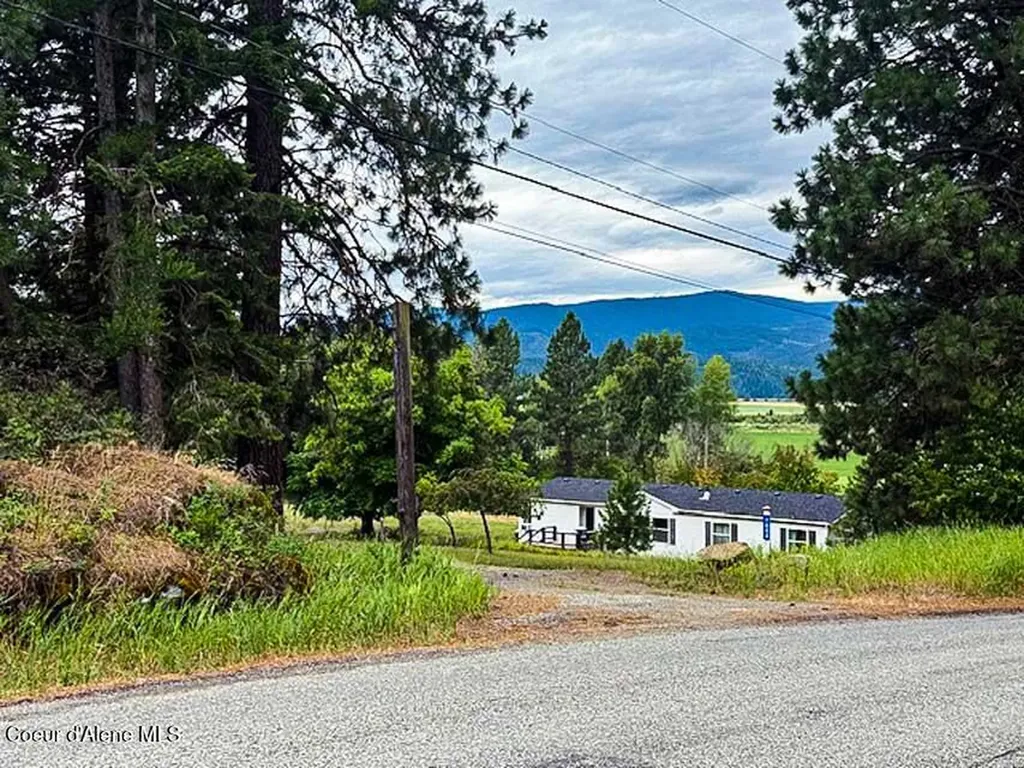 7376 Wild Horse Lane Bonners Ferry ID 83805